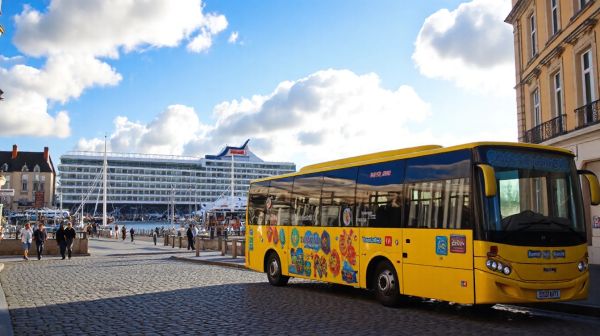Meilleur service de location de minibus à Cherbourg pour groupes